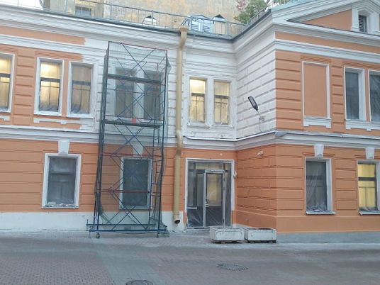 Ремонт фасада на 10 Красноармейской ул.